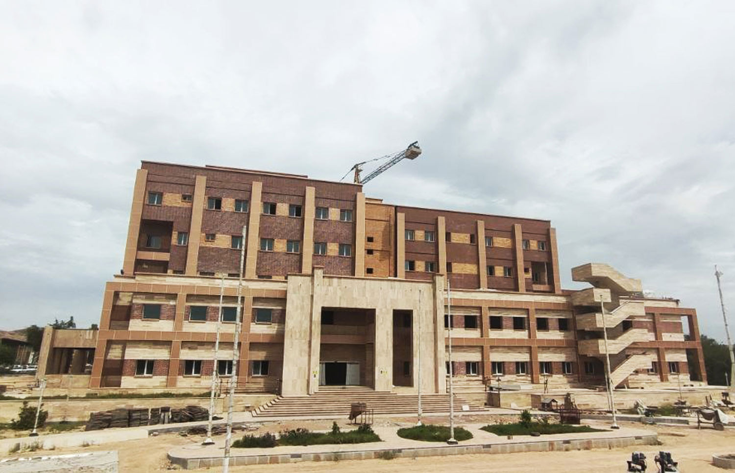 بیمارستان ۱۹۷ شوشتر